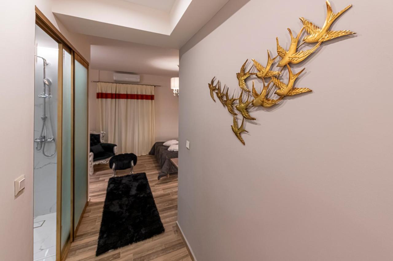 Psyche & Eros Mythical Suites Atenas Exterior foto